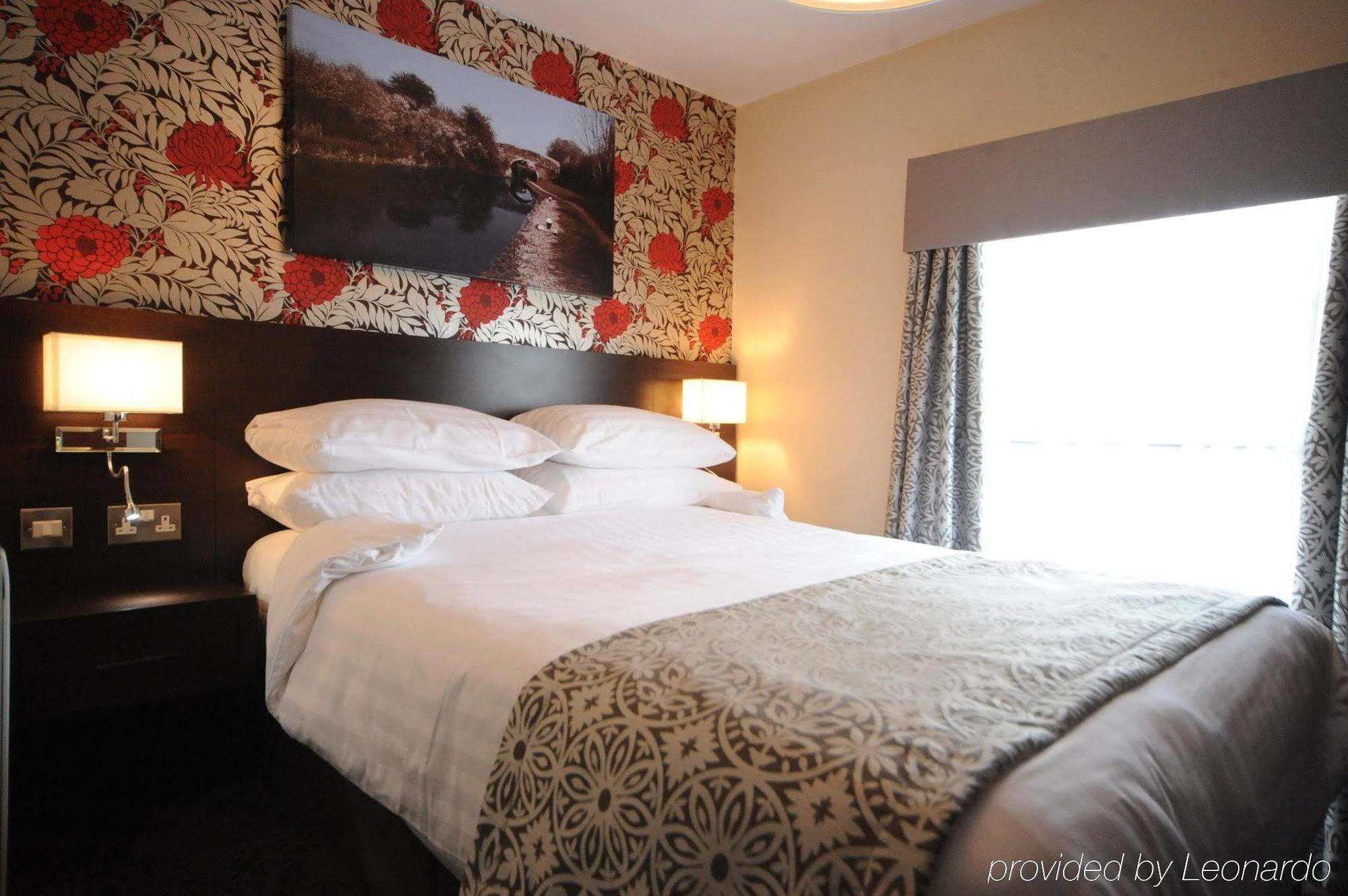 The Bull Hotel Stony Stratford Bagian luar foto