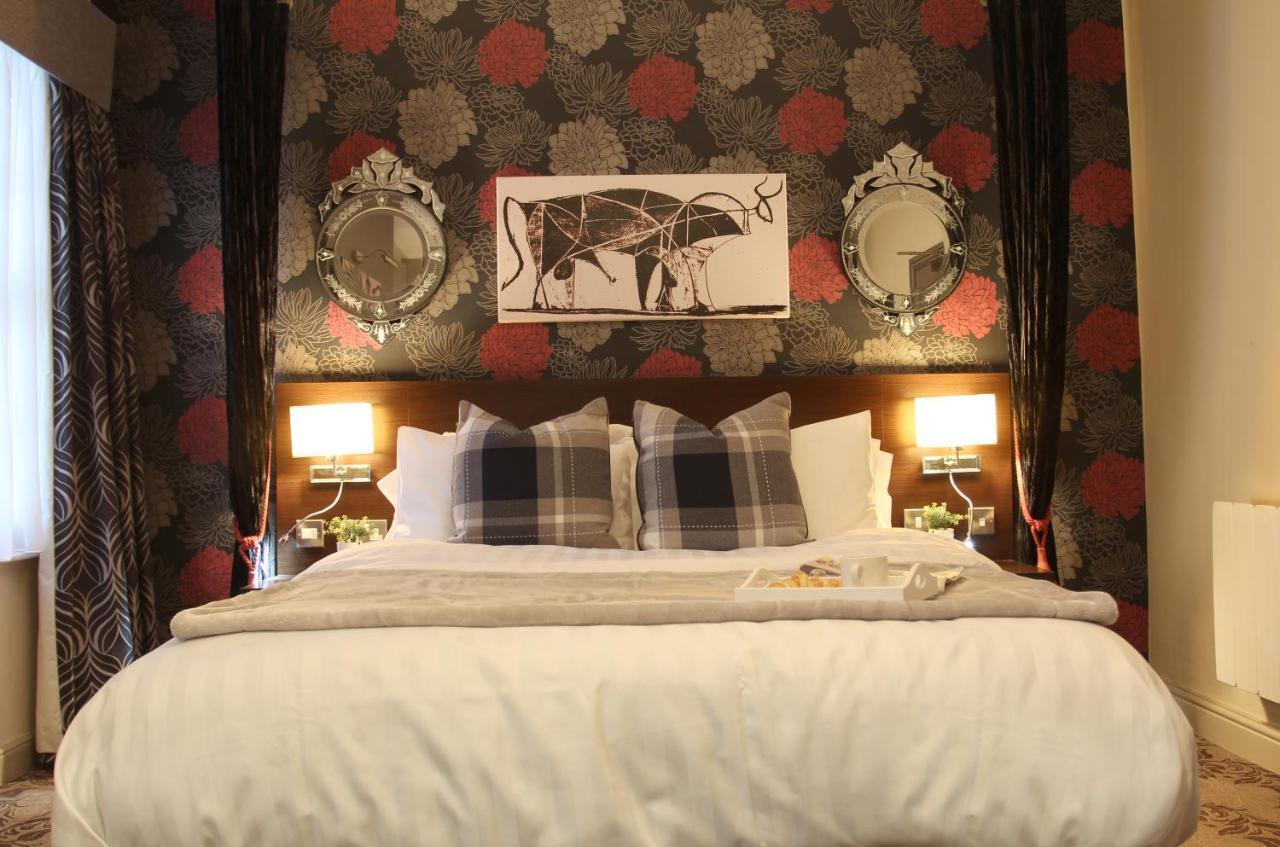 The Bull Hotel Stony Stratford Bagian luar foto