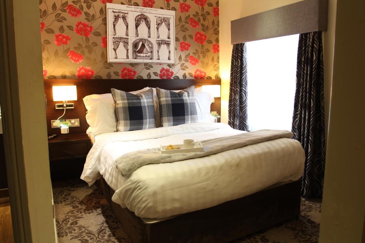 The Bull Hotel Stony Stratford Bagian luar foto