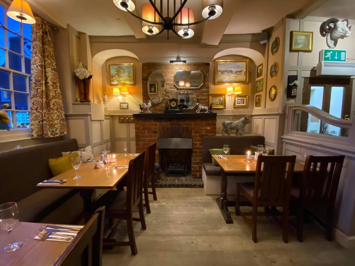The Bull Hotel Stony Stratford Bagian luar foto